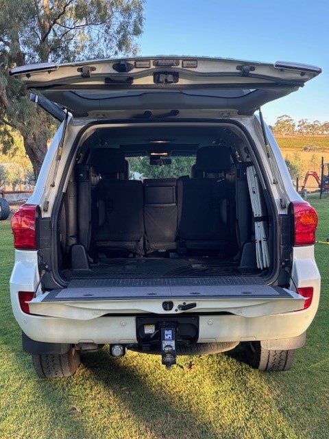 Landcruiser 6